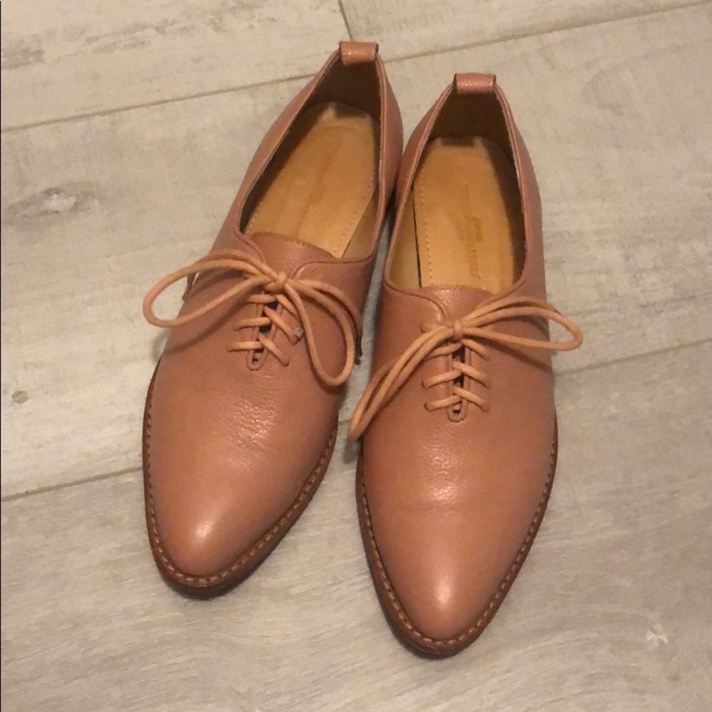 Preloved Pink leather shoes